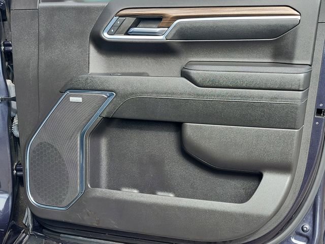 Used 2024 Chevrolet Silverado 1500 LT Trail Boss w/ Convenience Package II image 17