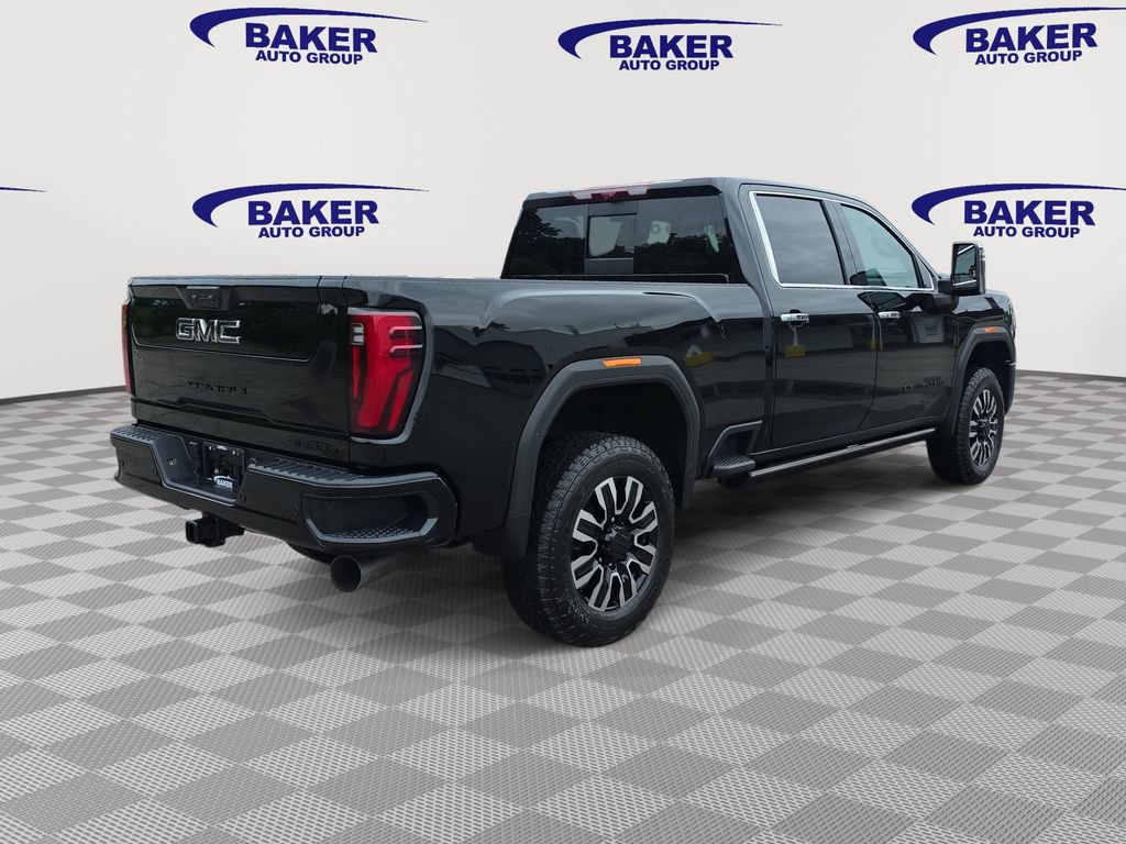 New 2026 GMC Sierra 3500 Denali Ultimate w/ LPO, Black Badging Package AWD/4WD image 5