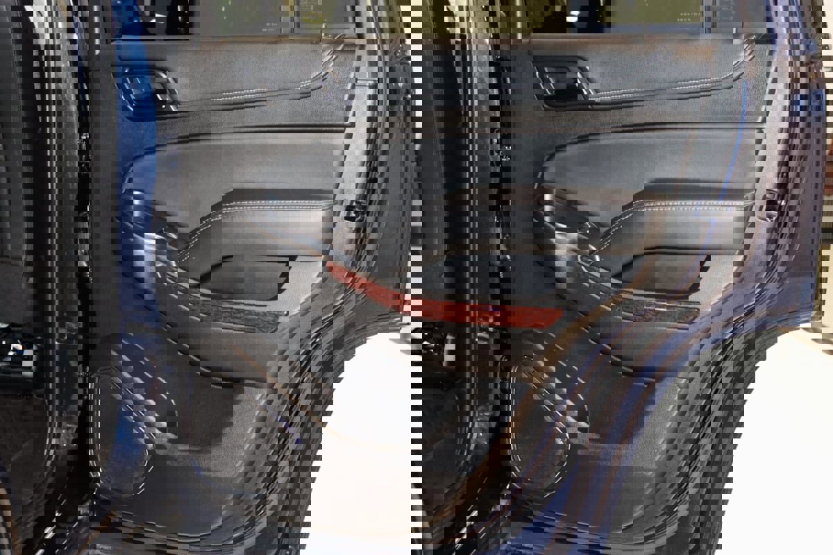 Used 2017 GMC Yukon SLT image 59