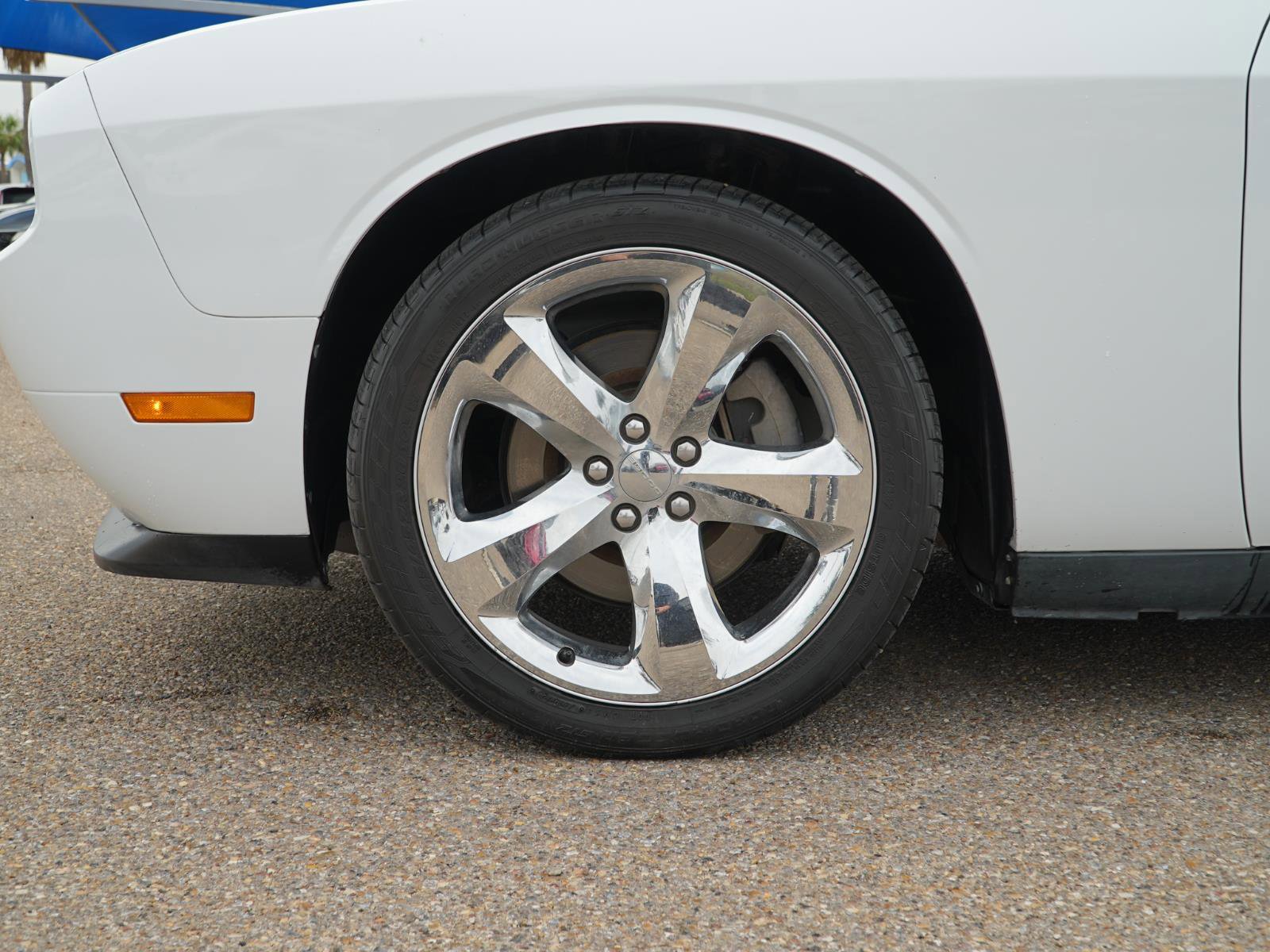 Used 2014 Dodge Challenger SXT w/ Super Sport Group (SS/T) image 12