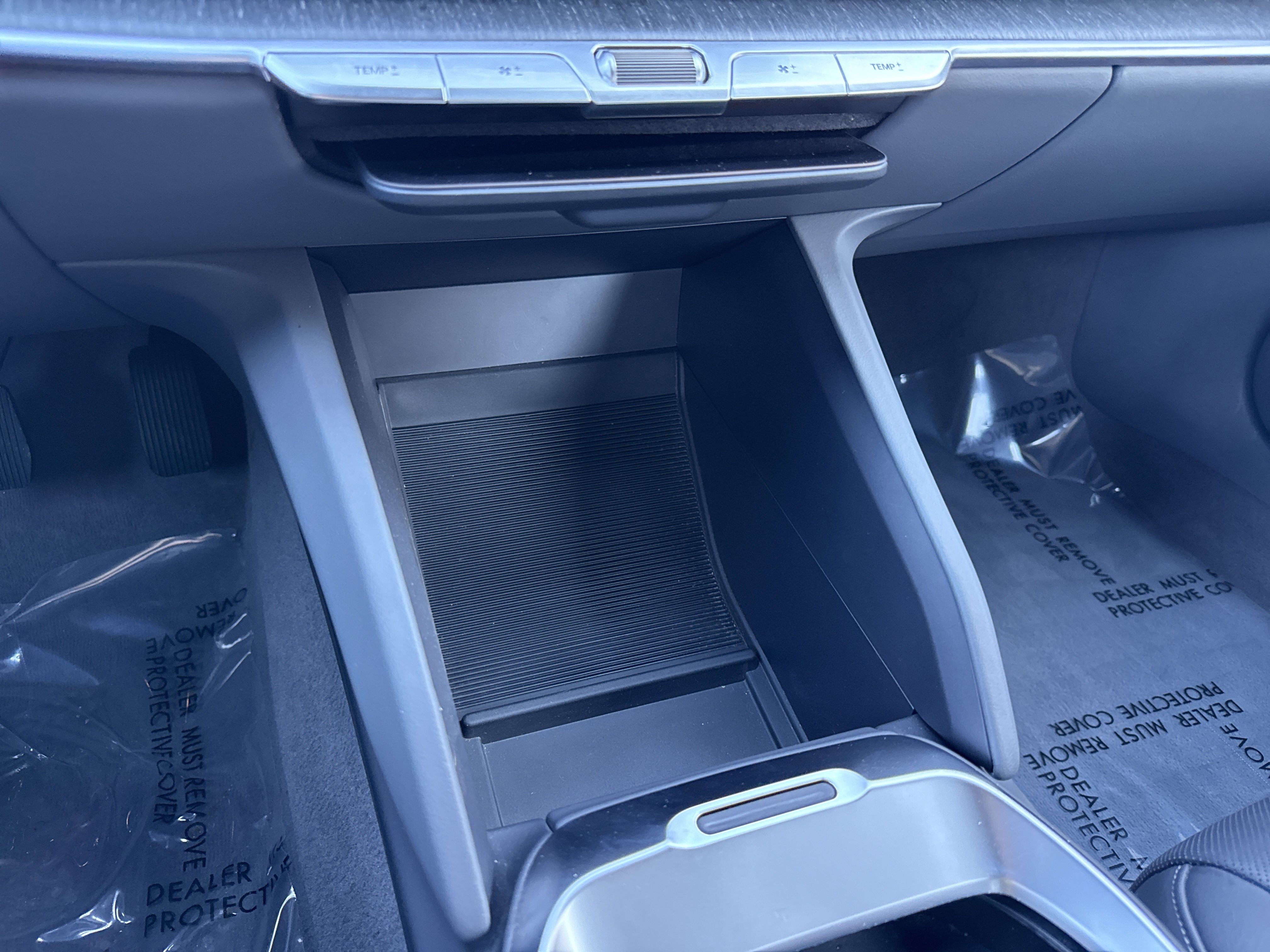 Used 2024 Lucid Air Touring image 25