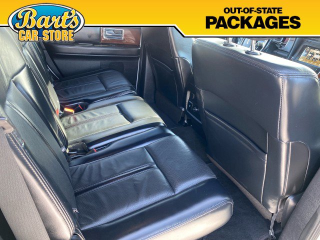 Used 2017 Lincoln Navigator Select image 14