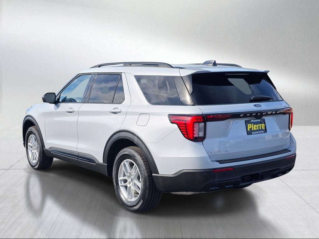 New 2026 Ford Explorer Active AWD/4WD image 4
