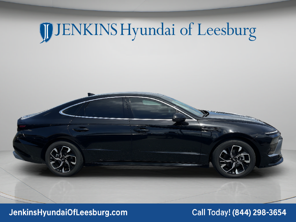 Certified 2024 Hyundai Sonata SEL FWD image 3