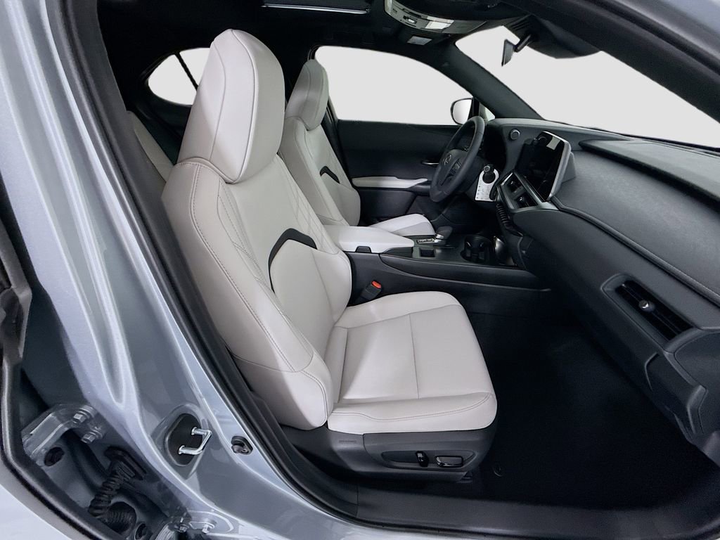 New 2026 Lexus UX 300h FWD image 20