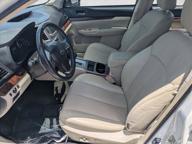 Used 2014 Subaru Legacy 2.5i Limited w/ Moonroof Package AWD/4WD image 15