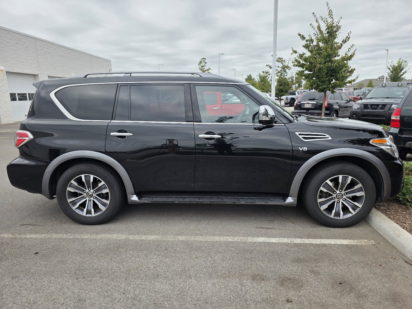 Used 2019 Nissan Armada SL w/ Premium Package AWD/4WD image 9