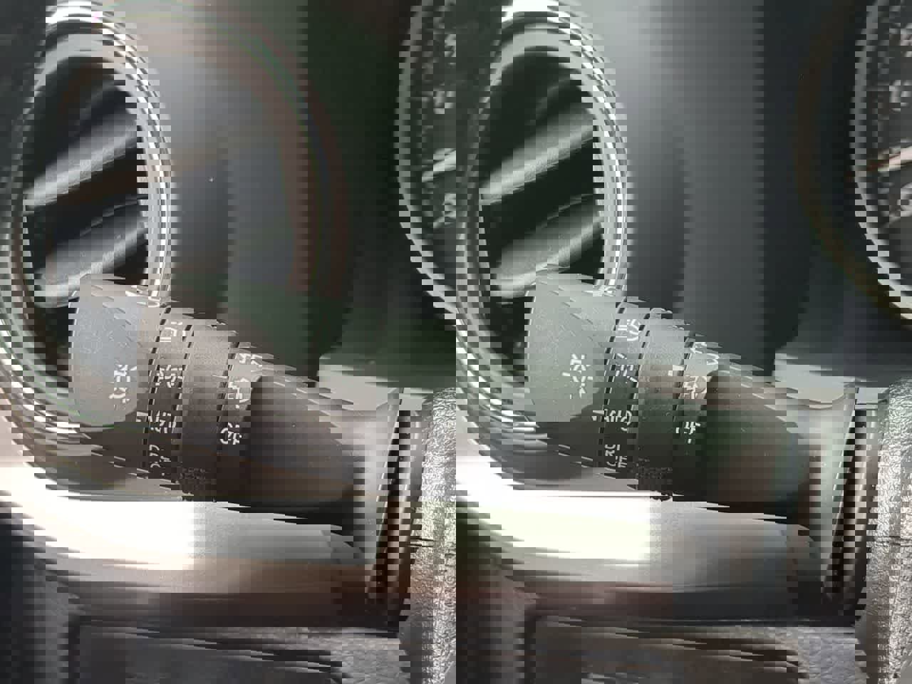 Used 2022 Toyota Tacoma Limited w/ Nightshade Package image 29