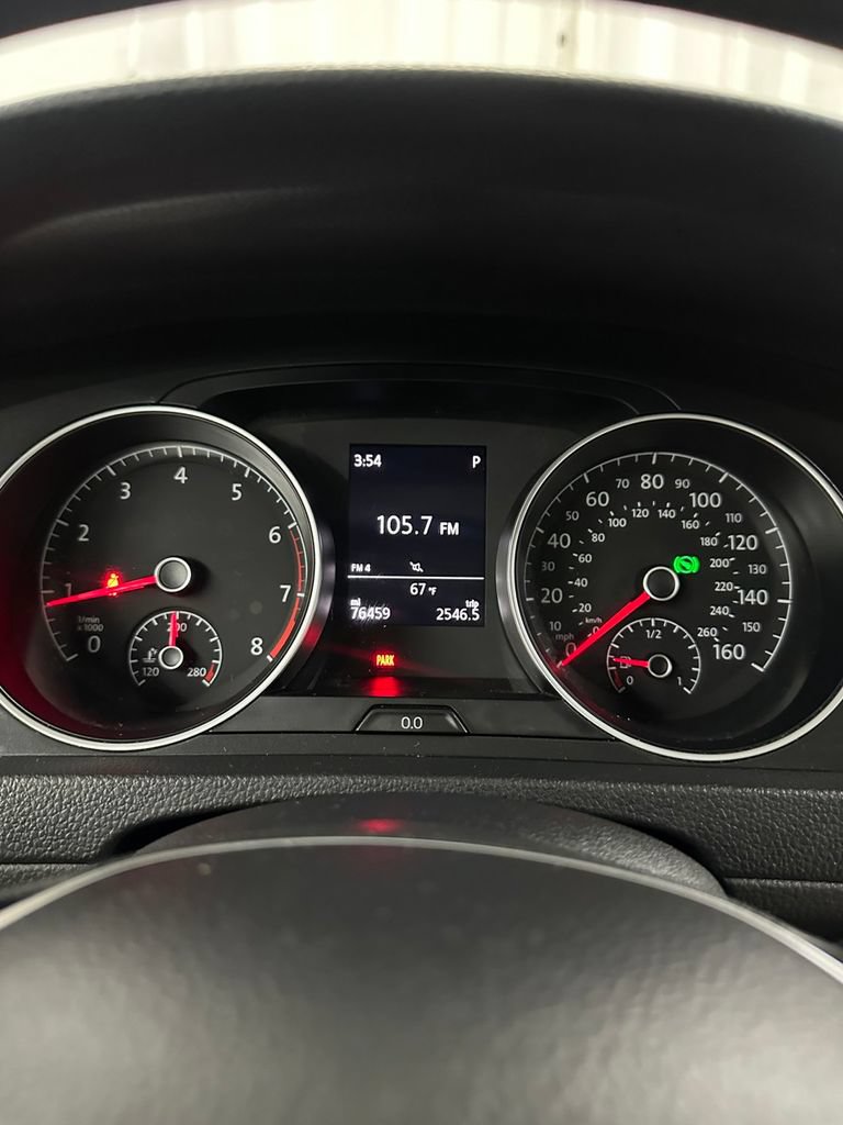 Used 2019 Volkswagen Golf Alltrack S AWD/4WD image 18