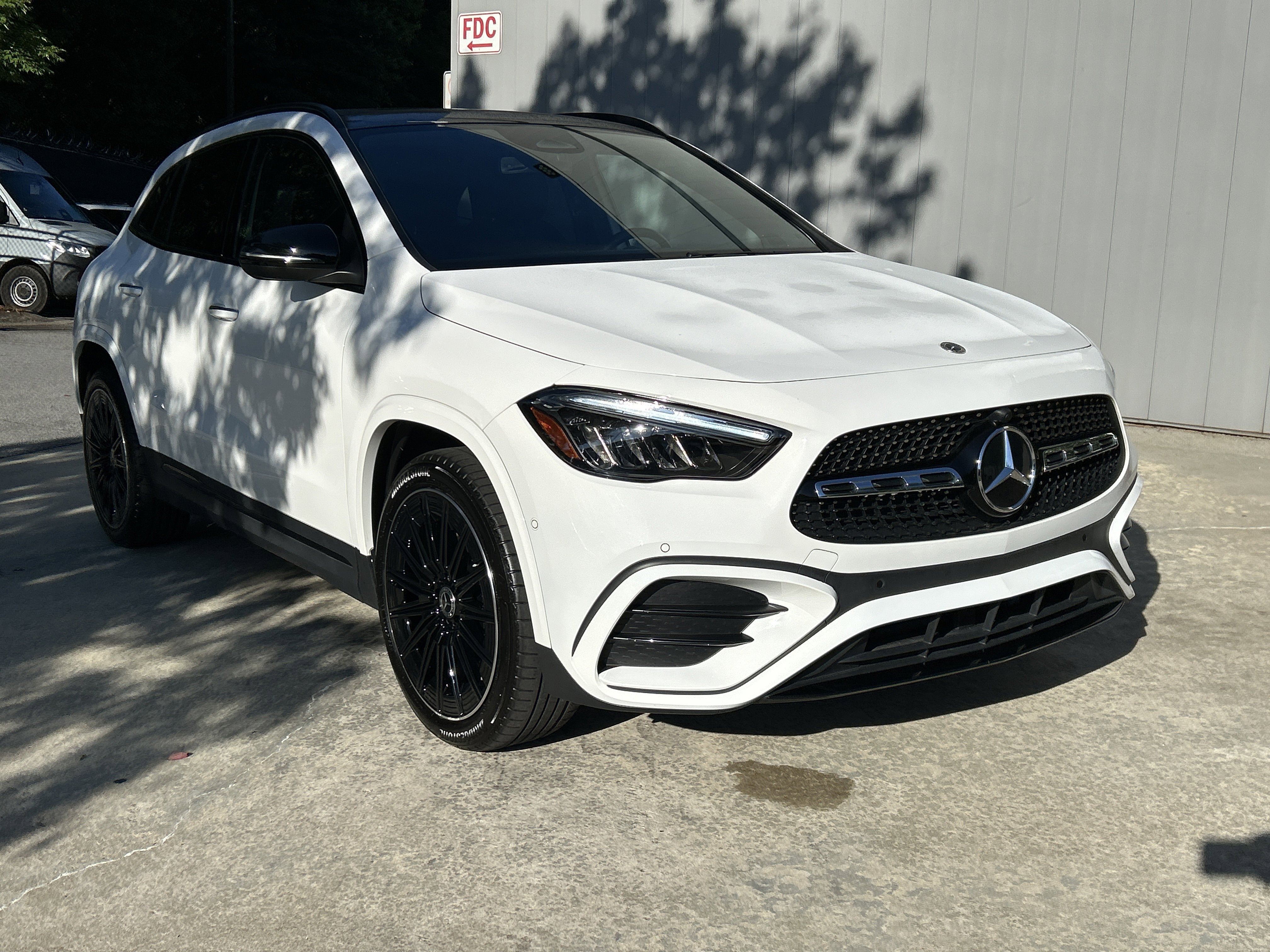 Certified 2025 Mercedes-Benz GLA 250 image 4