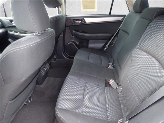Used 2019 Subaru Outback 2.5i Premium w/ Popular Package #2 AWD/4WD image 9