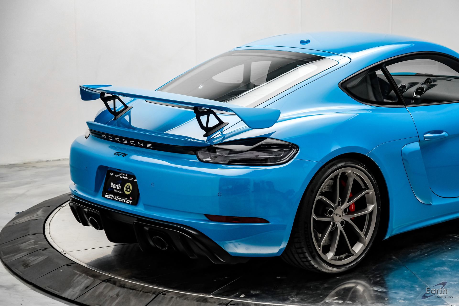 Used 2020 Porsche 718 Cayman GT4 image 18
