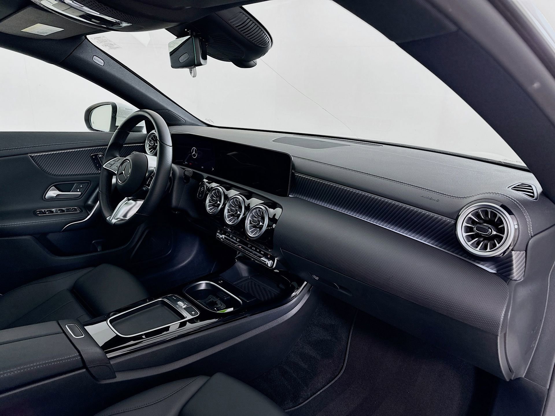 Certified 2025 Mercedes-Benz CLA 250 image 29