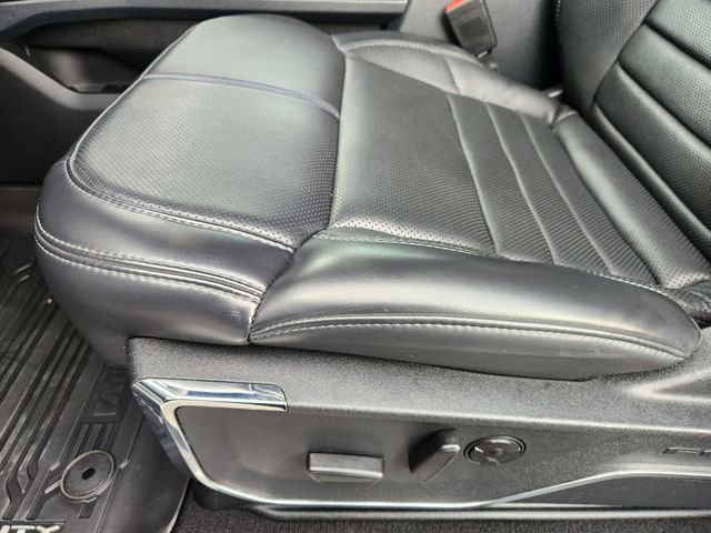 Used 2025 Ford F250 Platinum w/ FX4 Off-Road Package image 21