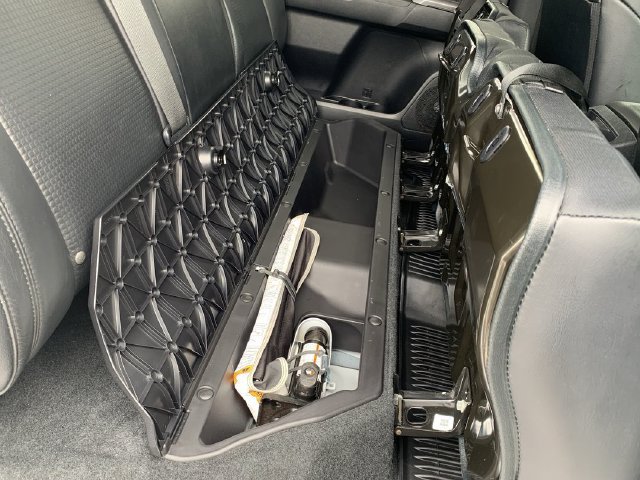 Certified 2019 Toyota Tacoma TRD Off-Road AWD/4WD image 36
