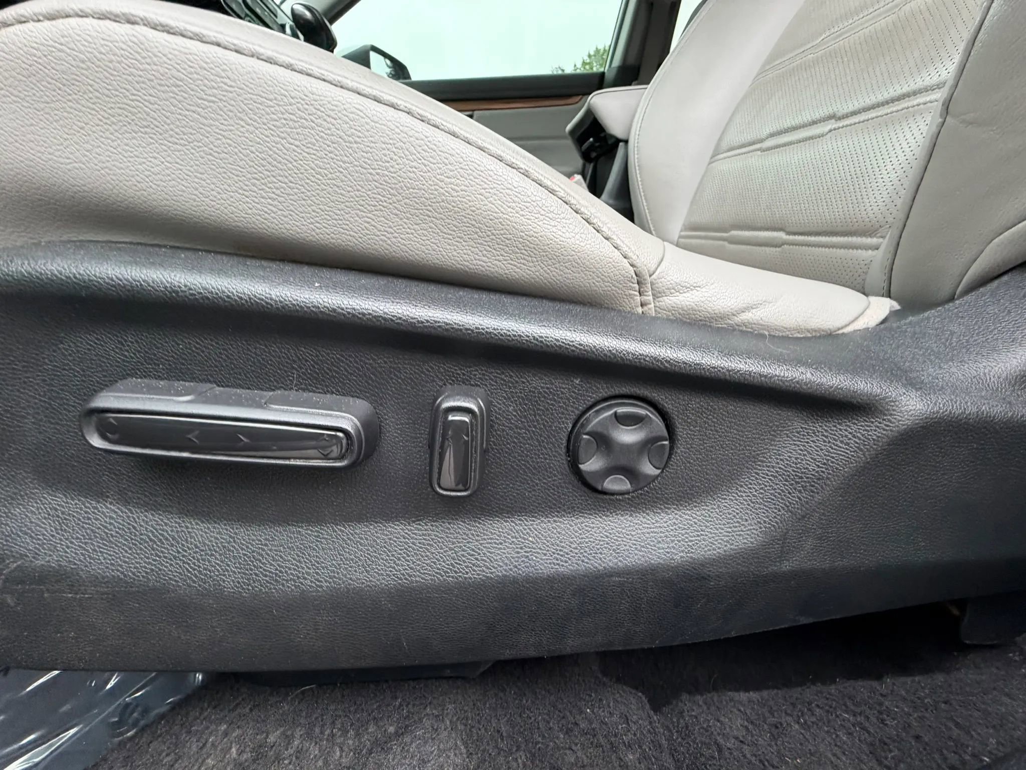 Used 2019 Honda CR-V EX-L image 14