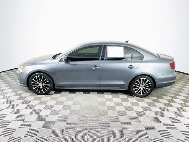Used 2016 Volkswagen Jetta Sport FWD image 5