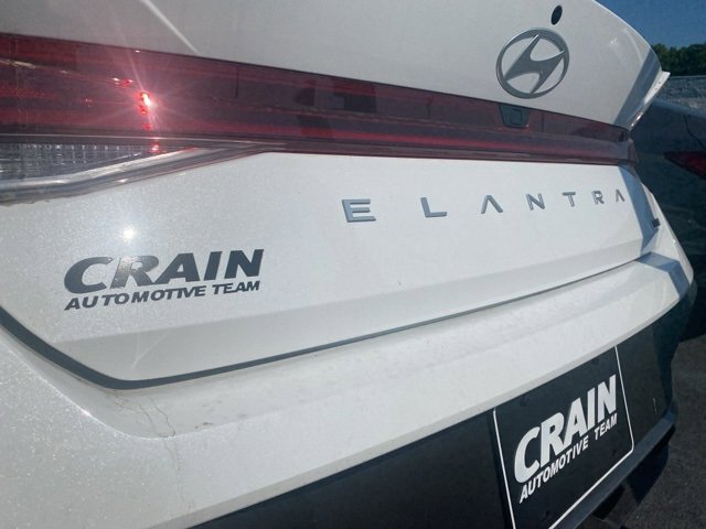 New 2025 Hyundai Elantra Blue image 28