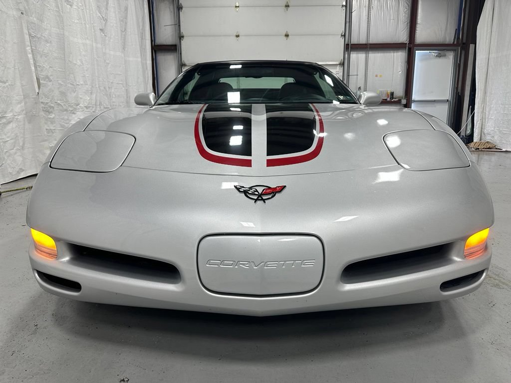 Used 2001 Chevrolet Corvette Convertible w/ Preferred Equipment Group2 RWD image 9