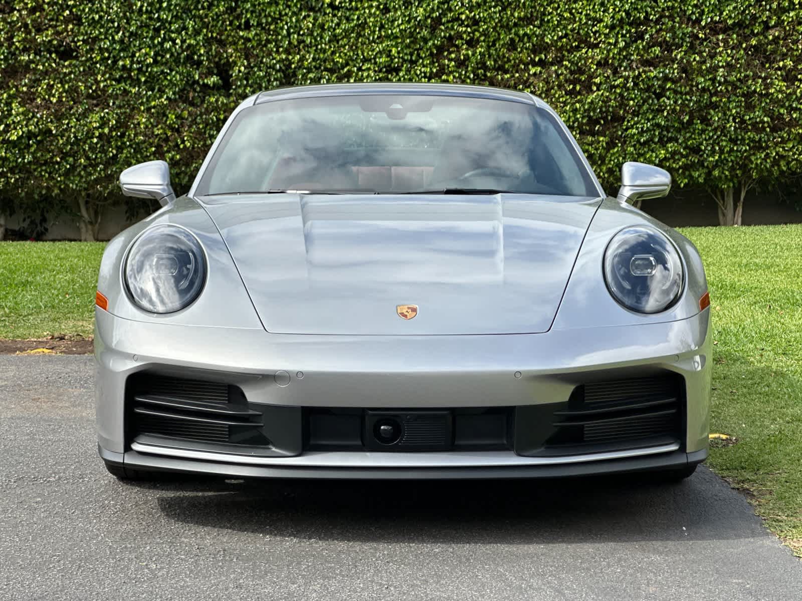 Certified 2025 Porsche 911 Carrera RWD image 11
