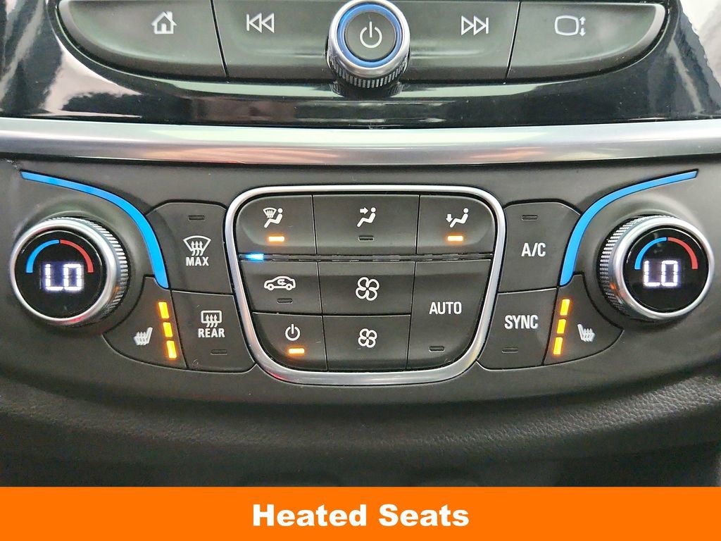Used 2019 Chevrolet Traverse LT w/ LT Premium Package AWD/4WD image 19