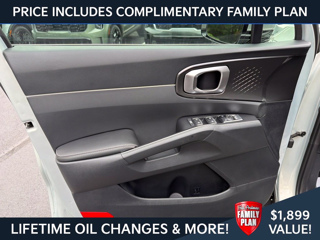 New 2026 Kia Sorento S AWD/4WD image 12