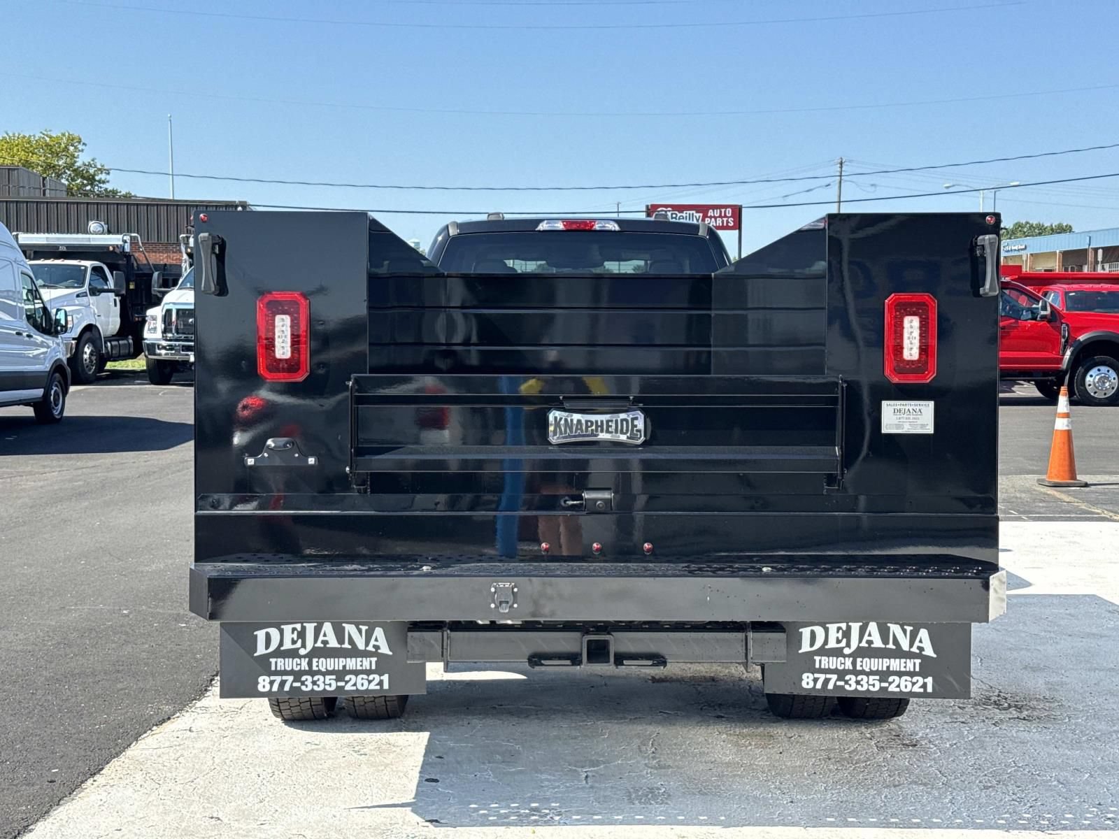 New 2026 Ford F550 4x4 Supercab Super Duty w/ XLT Value Package image 4