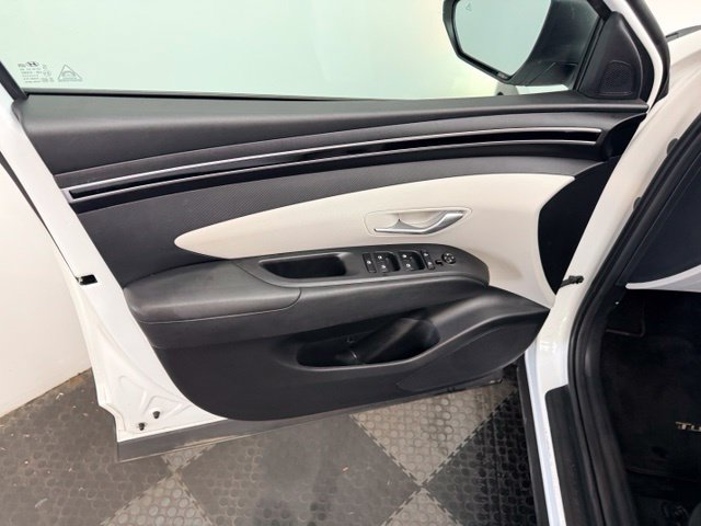 Certified 2024 Hyundai Tucson SE AWD/4WD image 19