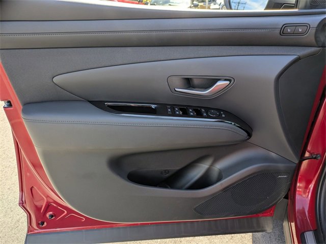 New 2025 Hyundai Tucson Limited image 10