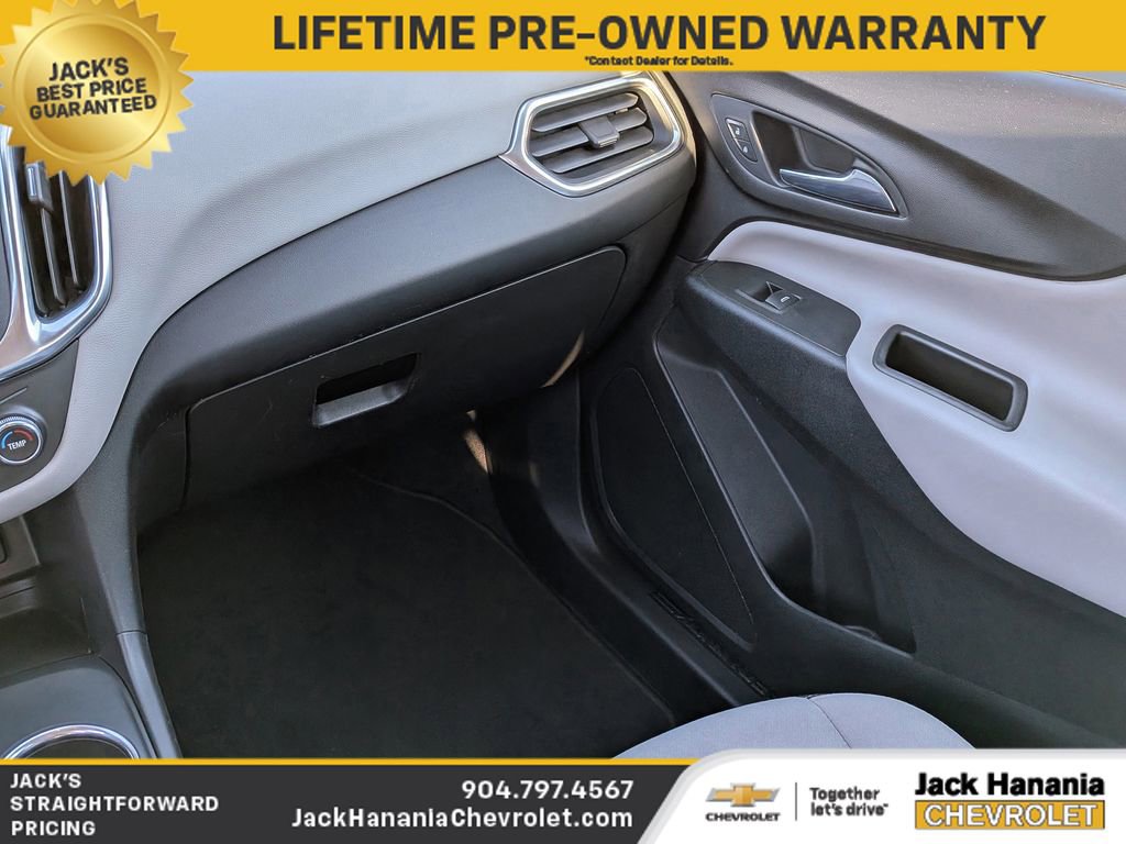 Certified 2021 Chevrolet Equinox LS w/ LS Convenience Package FWD image 16