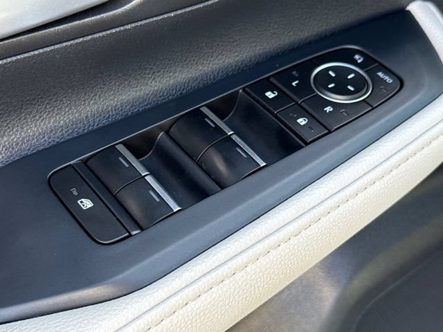 Used 2025 Toyota Grand Highlander AWD Hybrid image 22