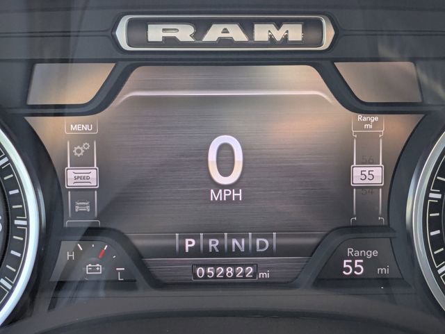 Used 2024 RAM 1500 Laramie RWD image 30