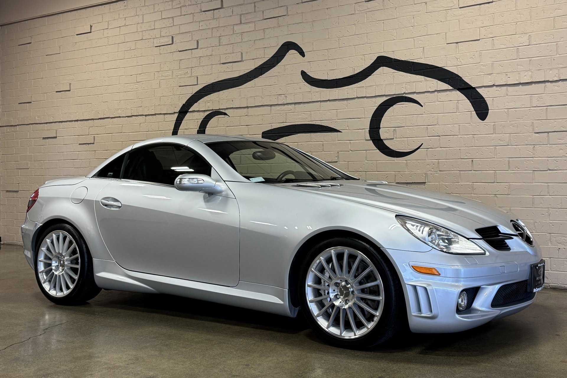Used 2005 Mercedes-Benz SLK 55 AMG image 2