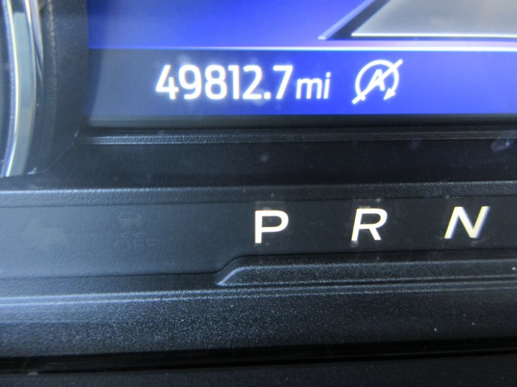 Used 2022 Ford Explorer Limited w/ Equipment Group 301A AWD/4WD image 36