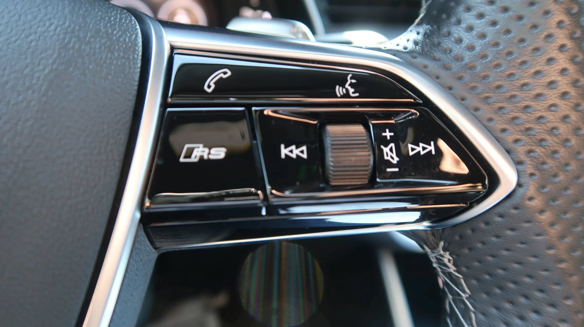 Used 2024 Audi RS 7 Performance w/ Matte Carbon Package AWD/4WD image 40