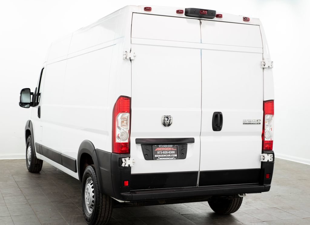 Used 2025 RAM ProMaster 2500 w/ Convenience Group FWD image 8