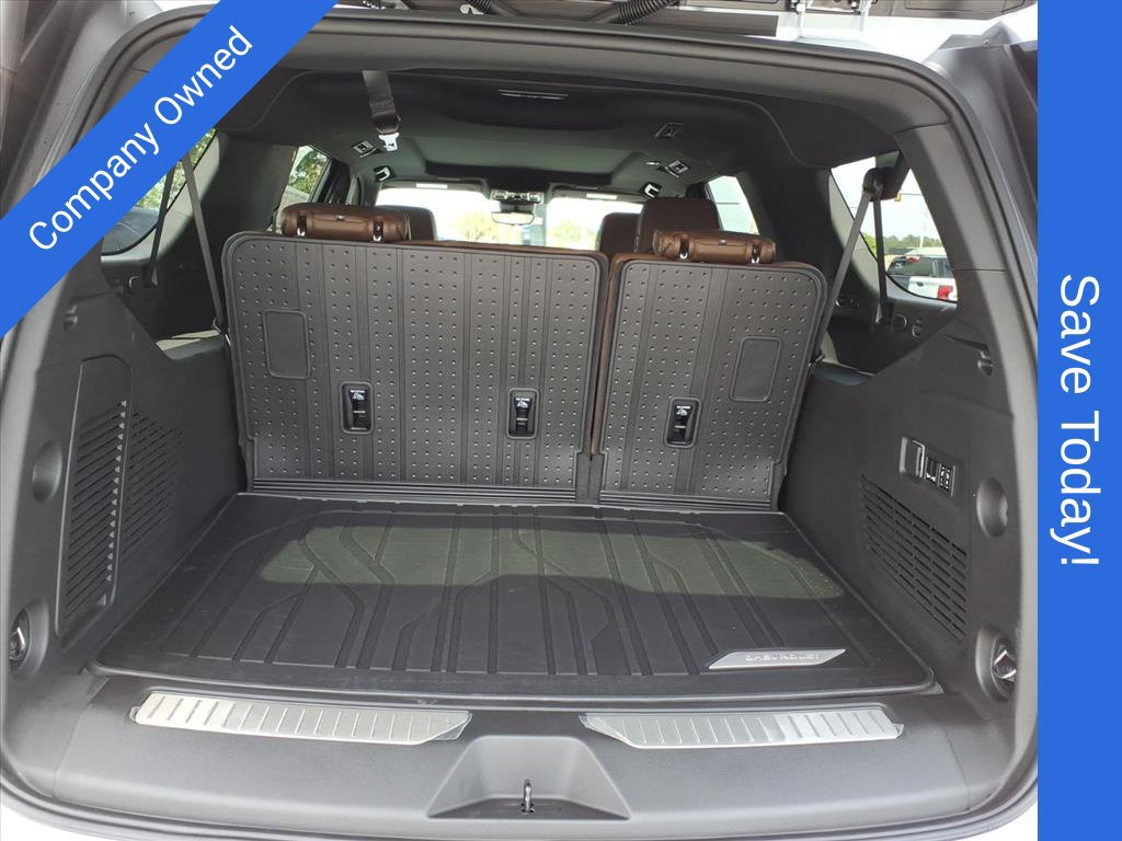 New 2026 Chevrolet Suburban High Country w/ Sun And Tow Package AWD/4WD image 15