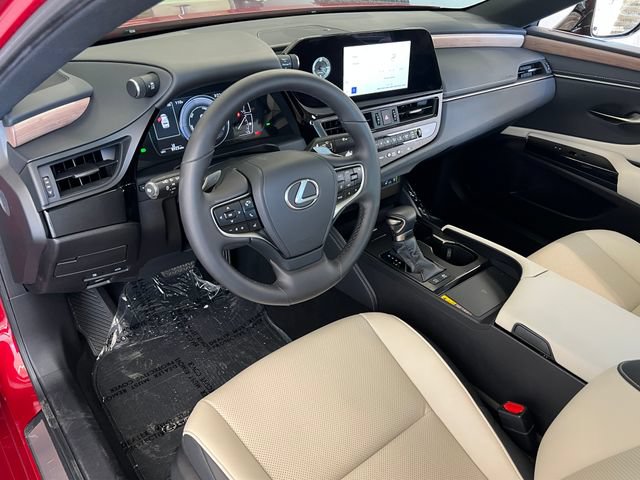 Used 2024 Lexus ES 300h w/ Premium Package FWD image 22