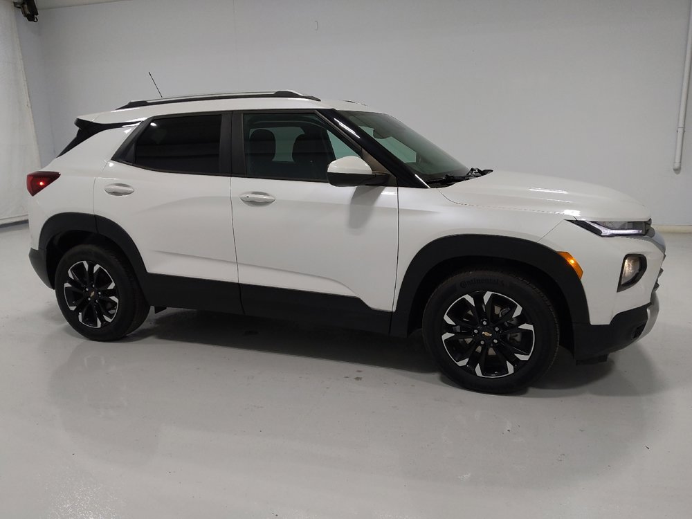 Used 2021 Chevrolet TrailBlazer LT w/ Convenience Package image 11