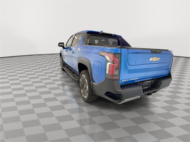 Used 2025 Chevrolet Silverado EV LT w/ LT Premium Package image 9