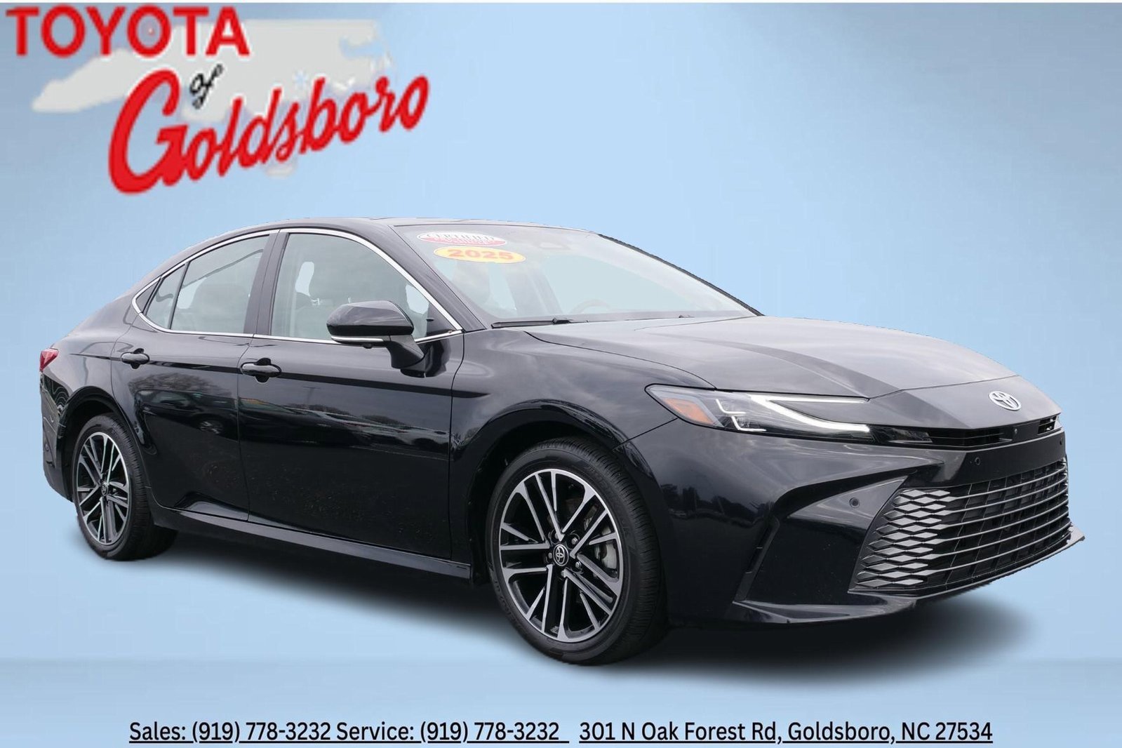 Used 2025 Toyota Camry XLE