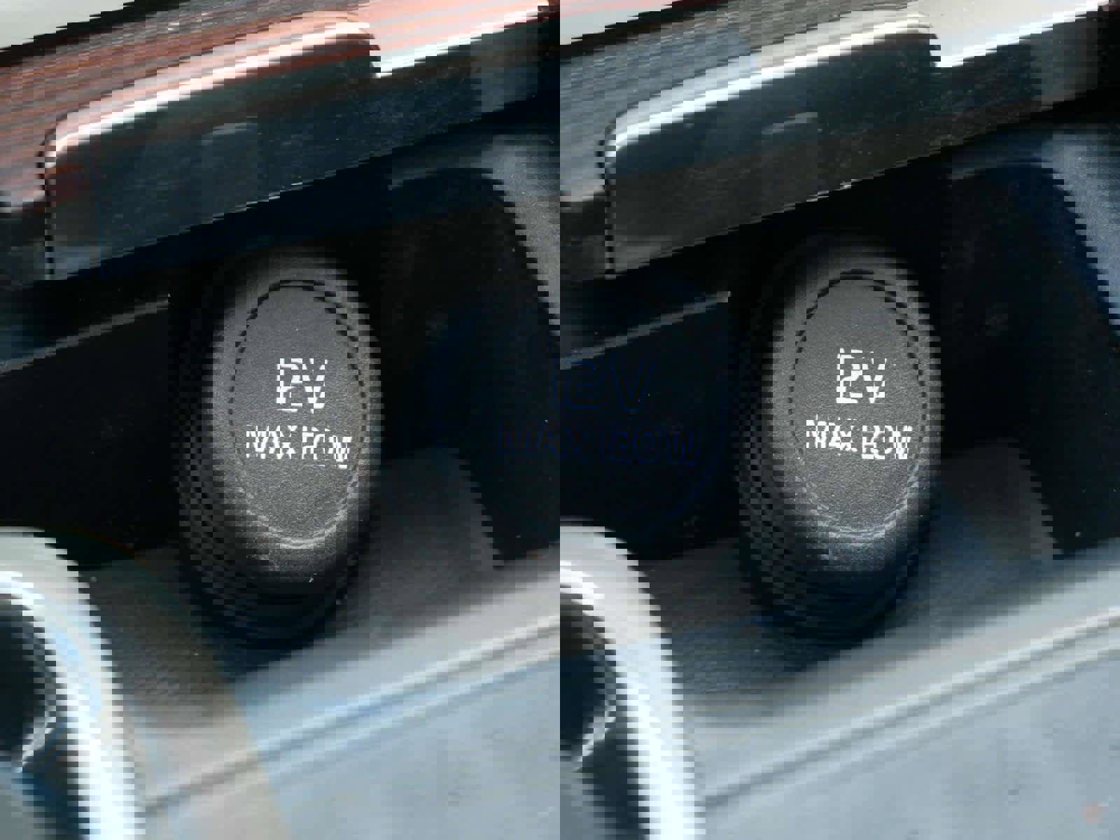 Used 2021 Volvo S60 T5 Momentum image 27