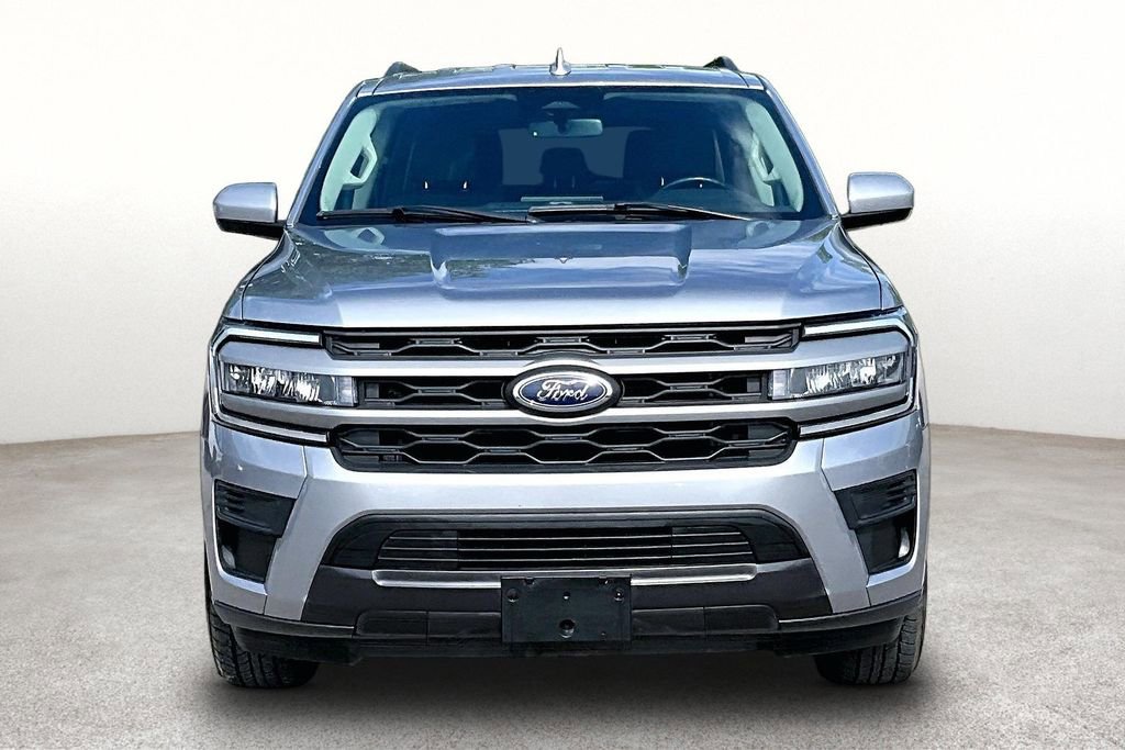 Used 2024 Ford Expedition XLT AWD/4WD image 5