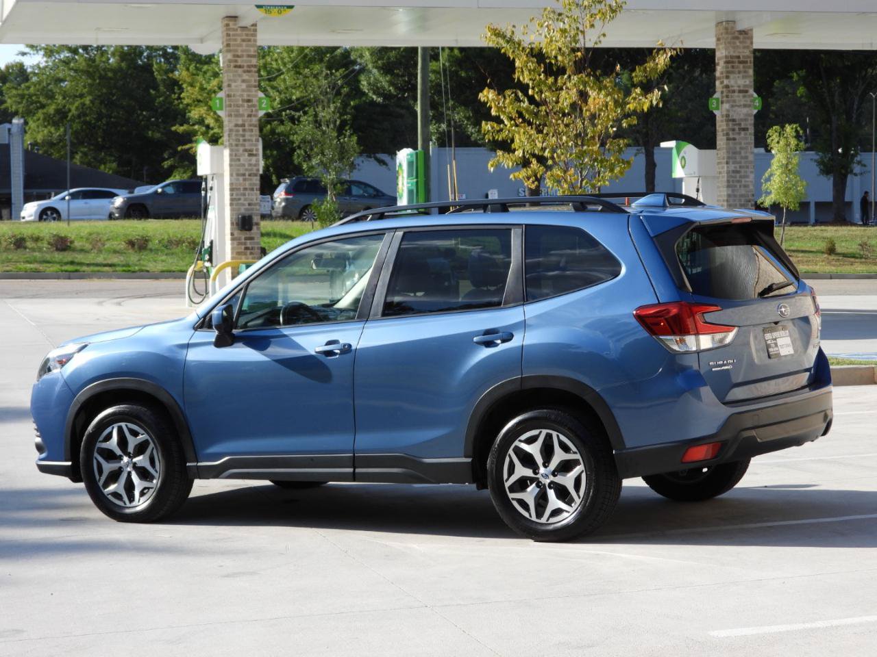 Used 2022 Subaru Forester Premium AWD/4WD image 28