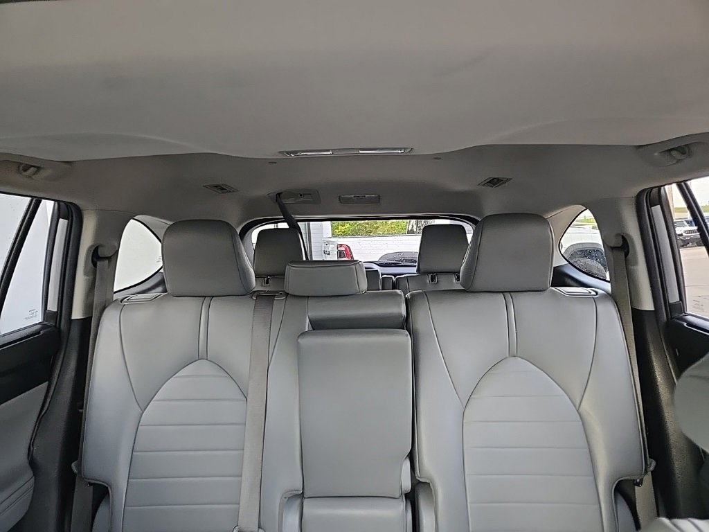 Used 2021 Toyota Highlander XLE image 35