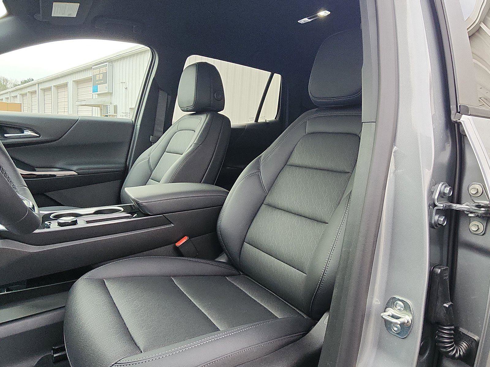 New 2026 Chevrolet Equinox LT w/ Convenience Package II image 21