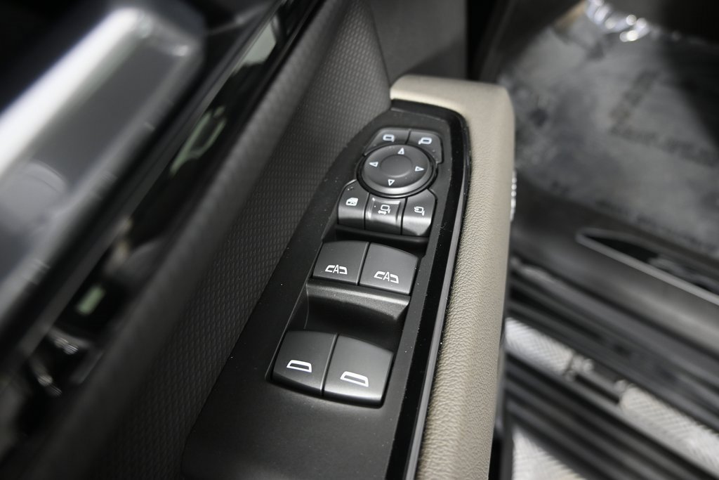 Used 2025 Chevrolet Silverado 2500 ZR2 w/ Technology Package image 20