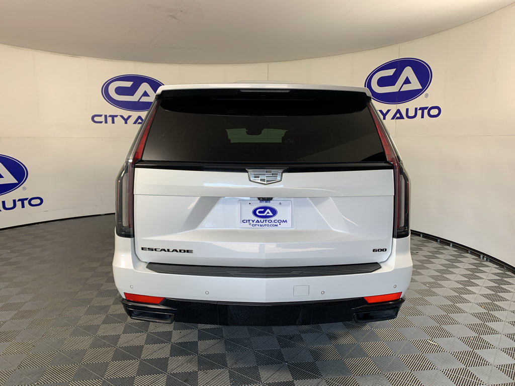 Used 2021 Cadillac Escalade Sport w/ Driver Assist Tech Package AWD/4WD image 4