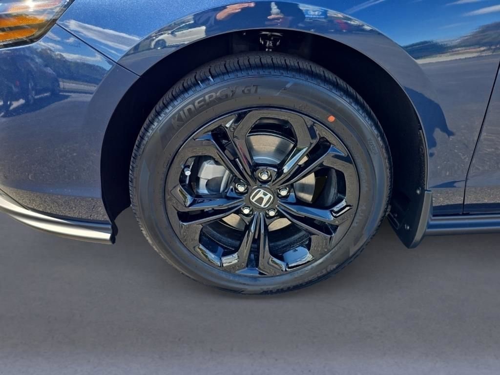 New 2025 Honda Accord SE image 9