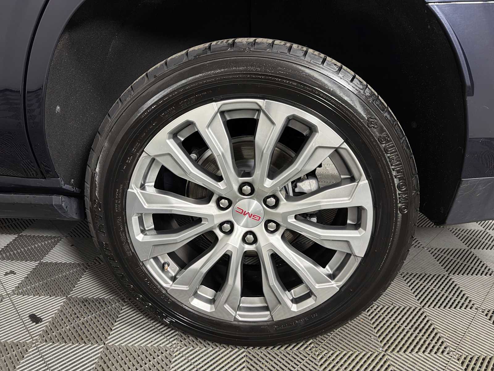 Certified 2023 GMC Yukon Denali AWD/4WD image 18